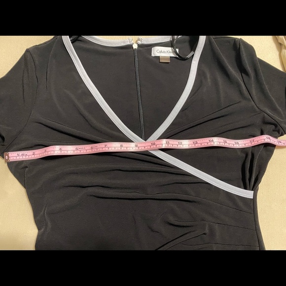 Calvin Klein wrap style dress - Picture 7 of 7